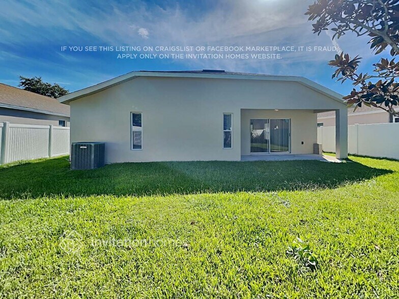 Building Photo - 7827 Outerbridge St