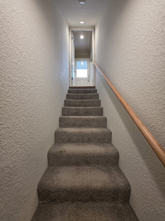 Building Photo - 963 Parkway Dr NW