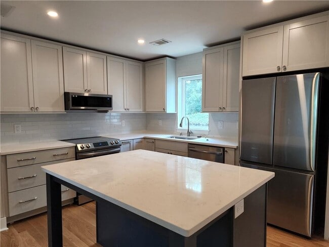 Building Photo - 632 John Wesley Dobbs Ave NE