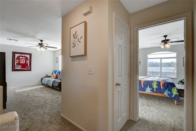 Building Photo - 10988 Salernes St