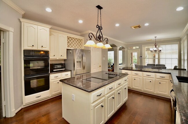 Building Photo - 20610 Autumn Terrace Ln