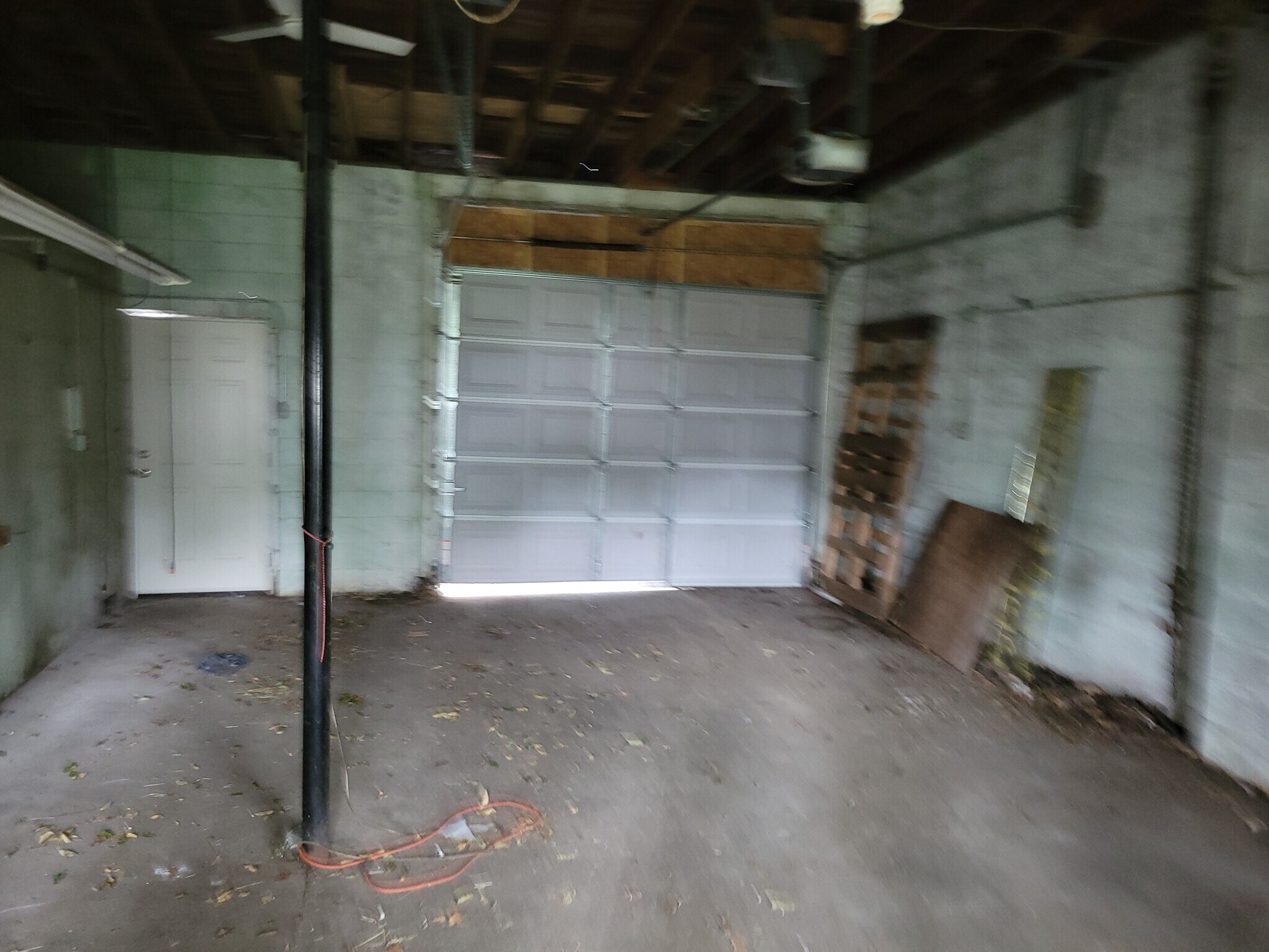 Building Photo - 1026 Ash St