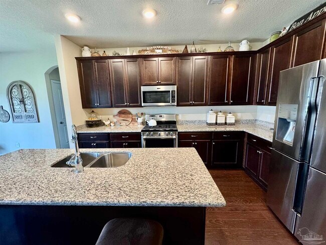 Building Photo - 9993 Boxelder Blvd