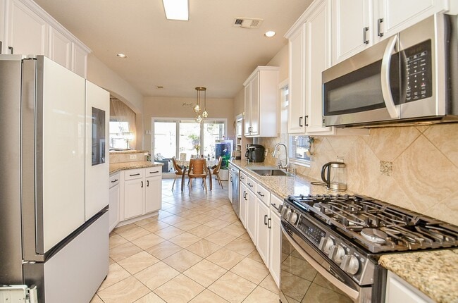 Building Photo - 3115 Sachse Ct