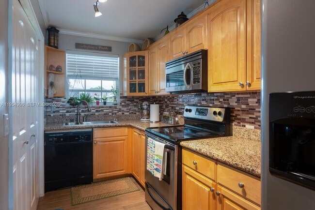 Building Photo - 2018 SE 27th Dr