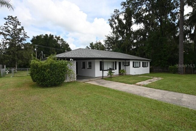 Building Photo - 37017 Meridian Ave