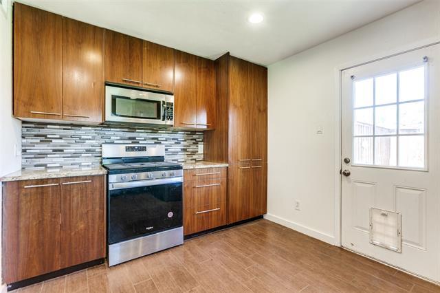 Building Photo - 2223 Big Bend Dr