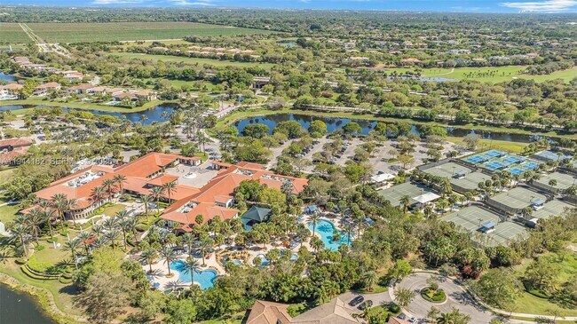 Building Photo - 10185 Cameilla St