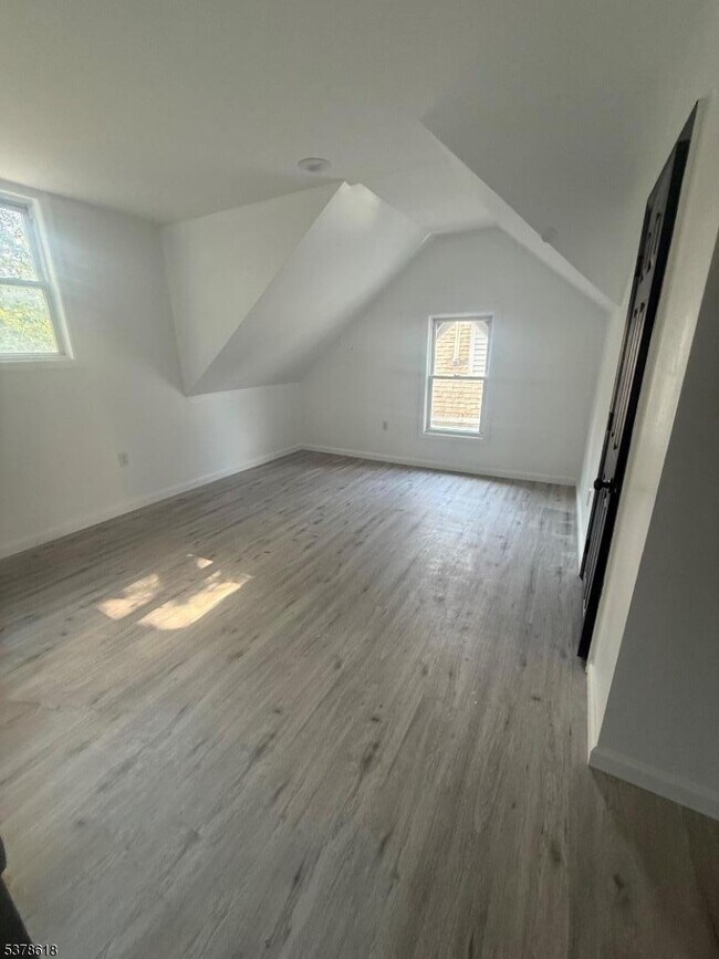 Building Photo - 15 Winthrop Terrace