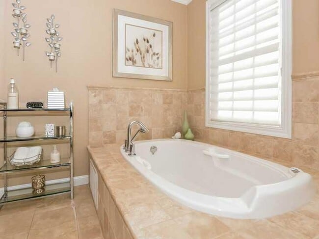 Building Photo - ****Cranston/Newbury Village – Exclusive T...