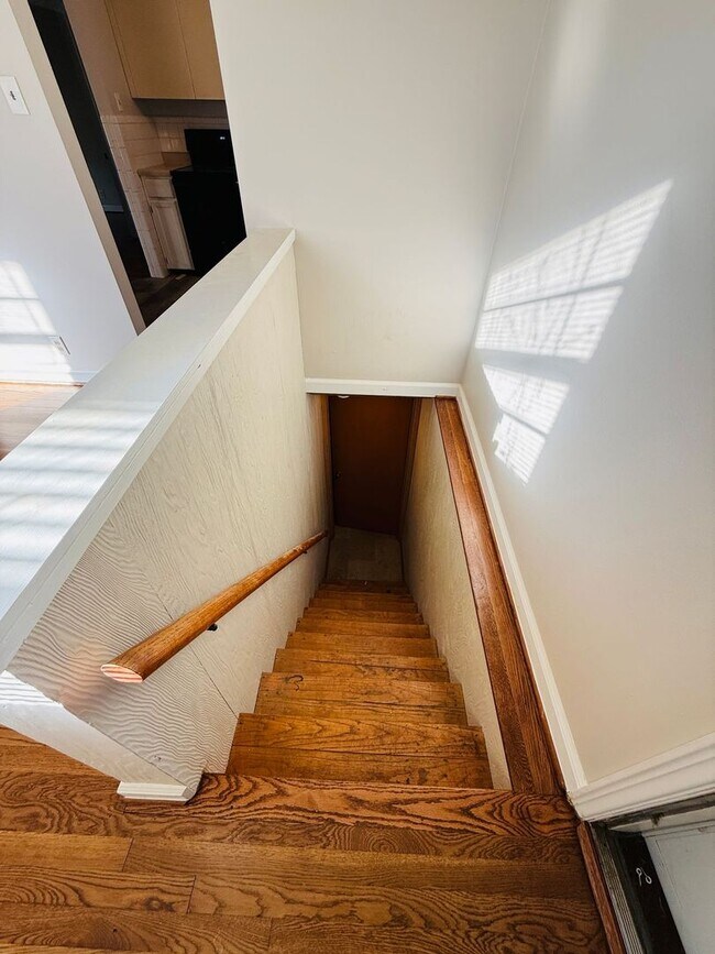 Building Photo - Spacious 3 bedroom home for Rent in Bellefontaine Neighbors