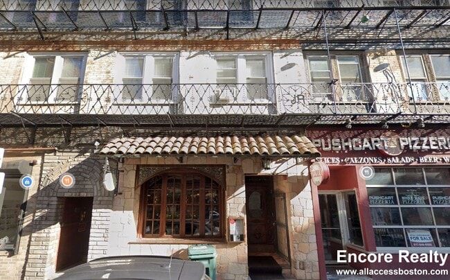 Building Photo - 115 Salem St