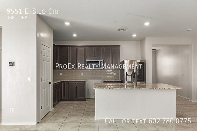 Building Photo - 9551 Silo Cir