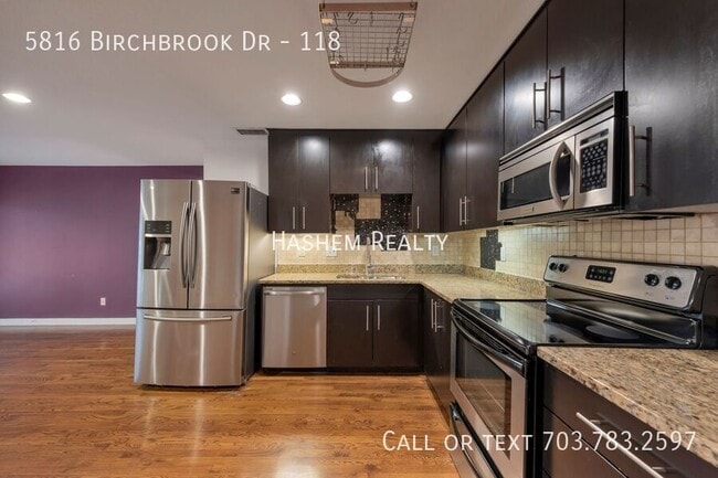 Building Photo - 5816 Birchbrook Dr