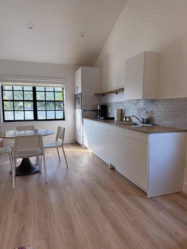 Building Photo - 5416 NW 190th St