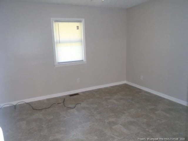 Building Photo - 4967 Fieldcrest Dr