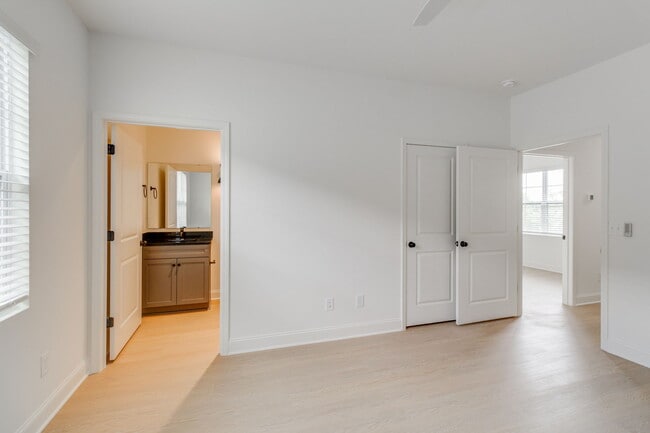 Building Photo - 1410 Barnwell St