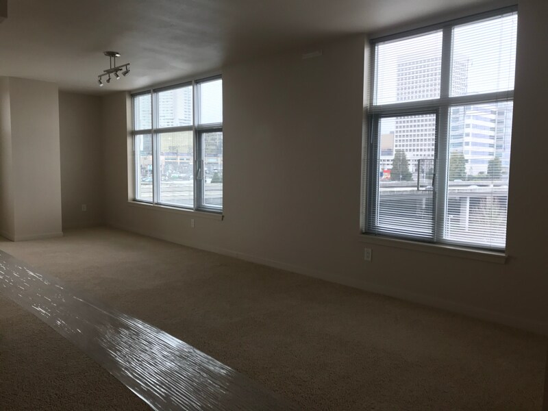 Building Photo - 1515 Dock St