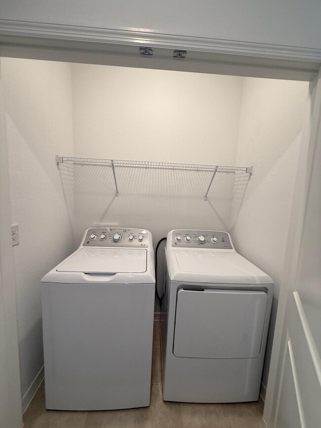 Building Photo - 7235 Sabal Ter