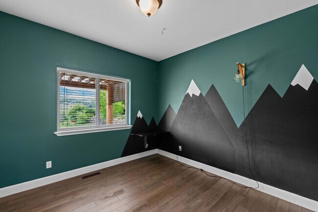 Building Photo - Beautiful Aspen Shores Home – 3 Bed, 1.75 ...