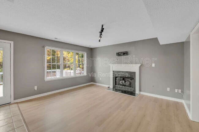 Building Photo - 3006 Creek Meadow Cir