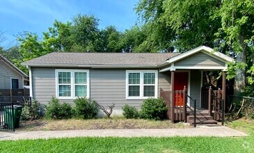 Building Photo - 609 W Odell St