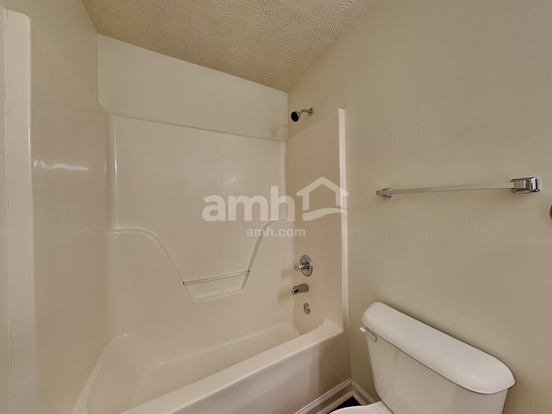 Building Photo - 1238 Dalmally Dr