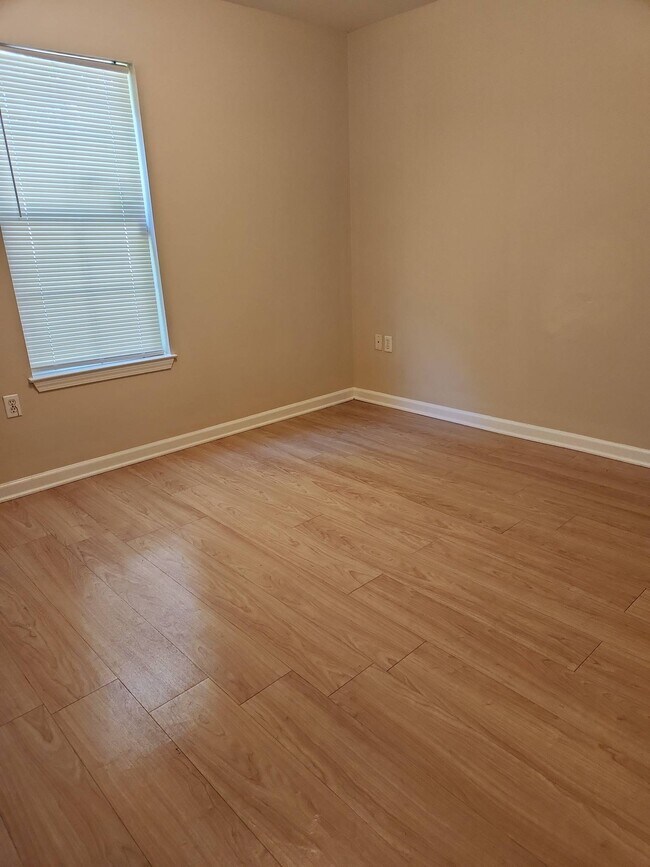 Building Photo - 5545 Banyan Trace Dr