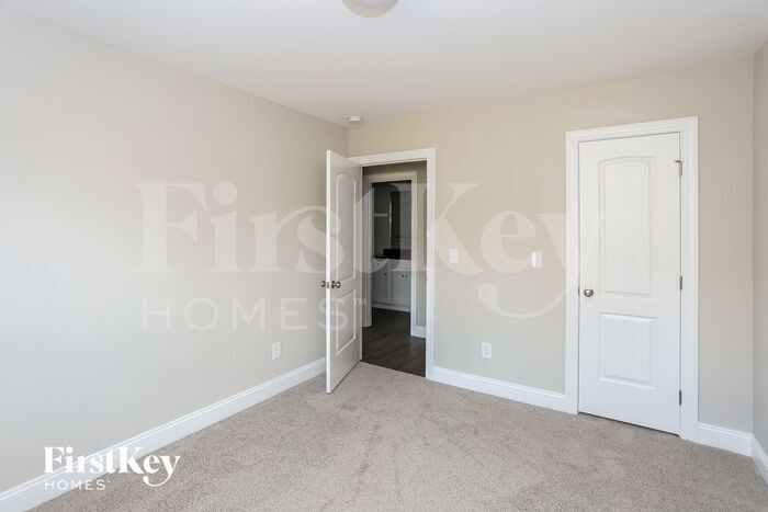 Building Photo - 2035 Samantha Dr