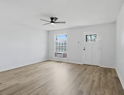 Building Photo - 607 S Austin St