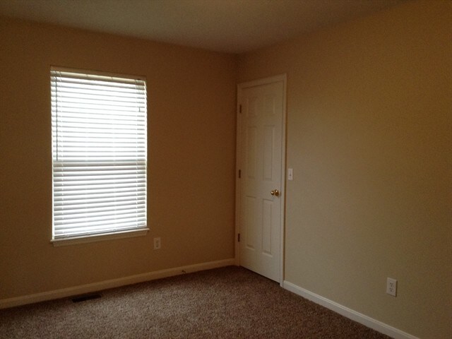 Building Photo - 10742 Stone Ridge Way