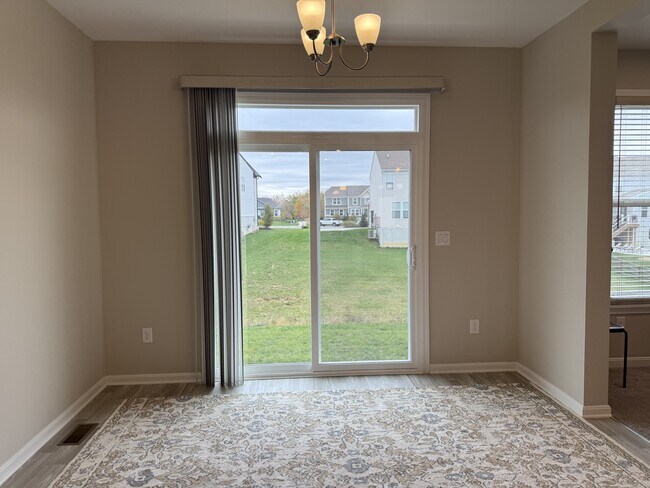 Building Photo - 6964 Briarcliff Ct