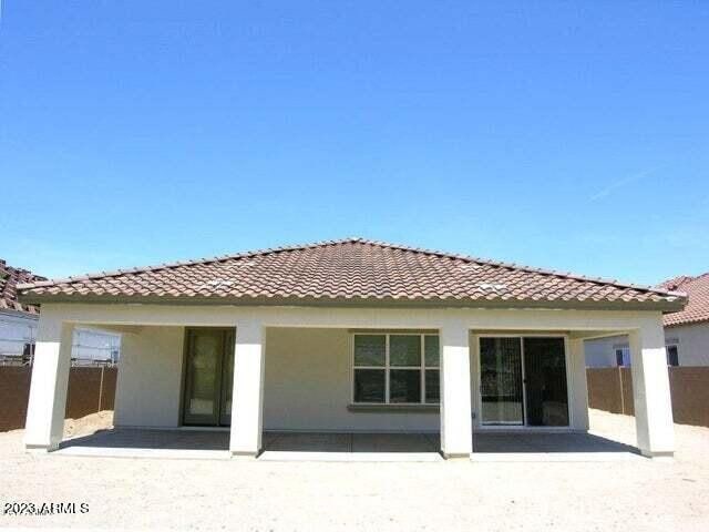 Building Photo - 609 E Pearce Rd