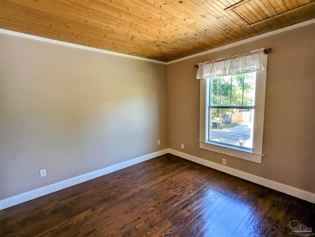 Building Photo - 1705 N 17th Ave