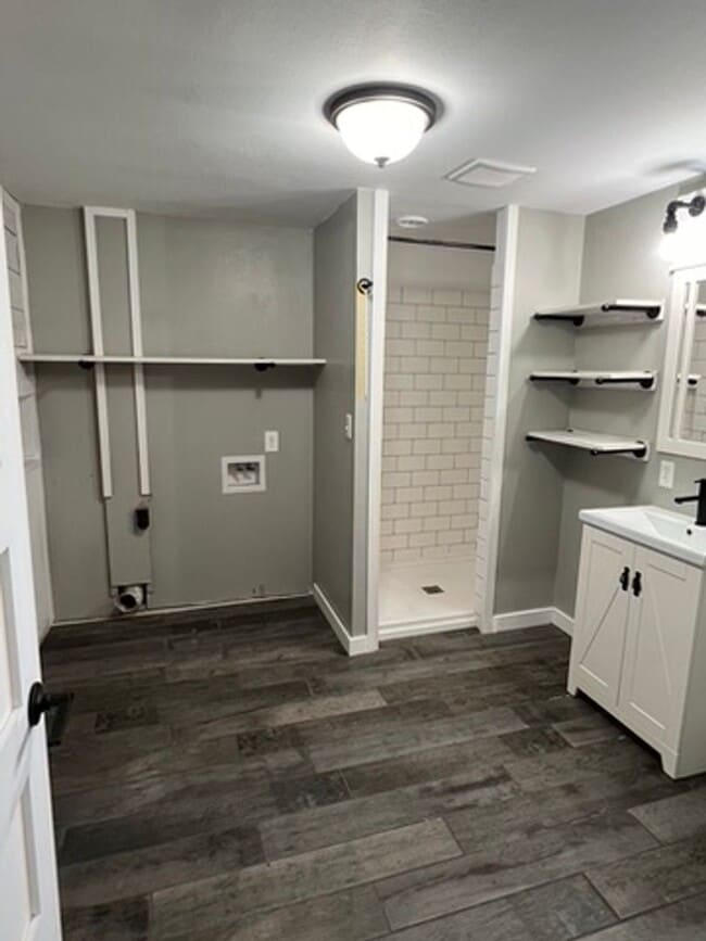 Building Photo - Discover Timeless Charm: Enchanting Historic Home in a Picturesque Small Town