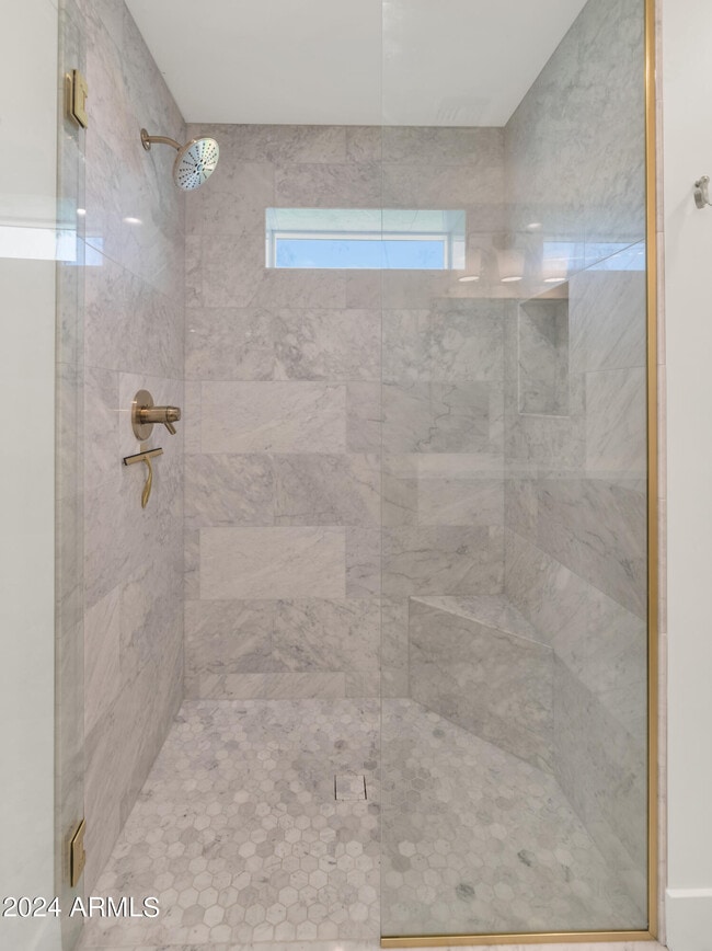 Building Photo - 4154 N 35th Pl