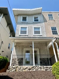 Building Photo - 412 N 32nd St