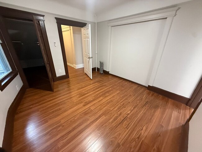 Building Photo - 203 Hollywood Ave