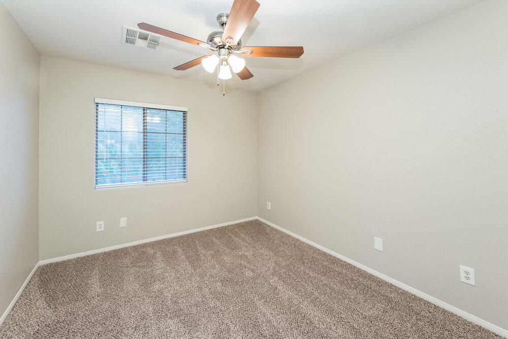 Building Photo - 6417 Pine Willows Ct