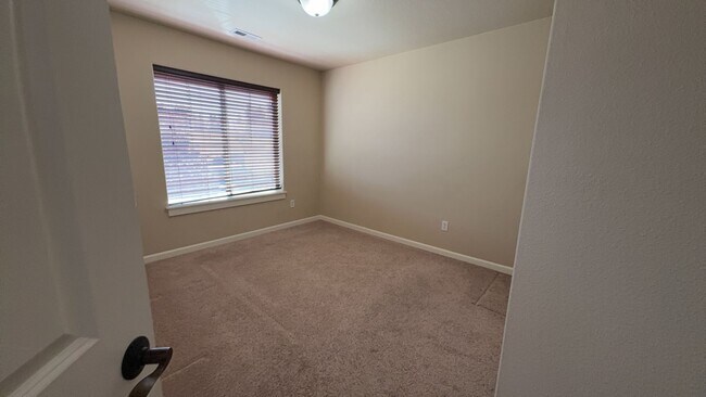 Building Photo - 5363 Kali St SE