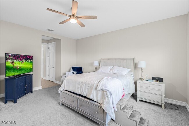 Building Photo - 607 Parkshore Lk Ave