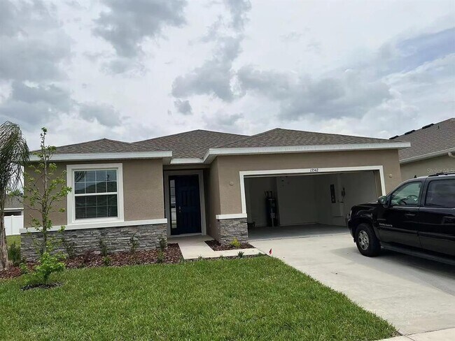 Primary Photo - 13542 Golden Lime Ave