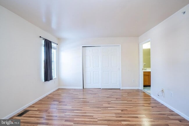 Building Photo - 1603 Blossom Cir