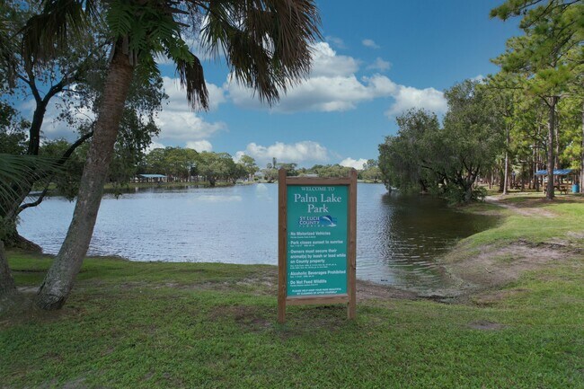 Building Photo - 4916 Silver Oak Dr