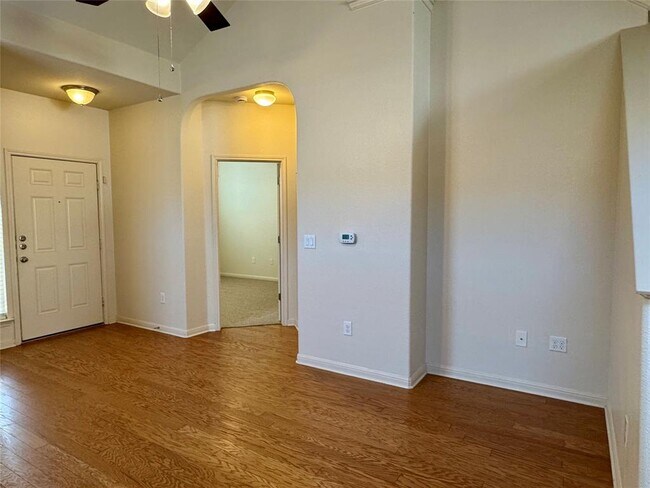 Building Photo - 18420 Mammoth Cave Blvd