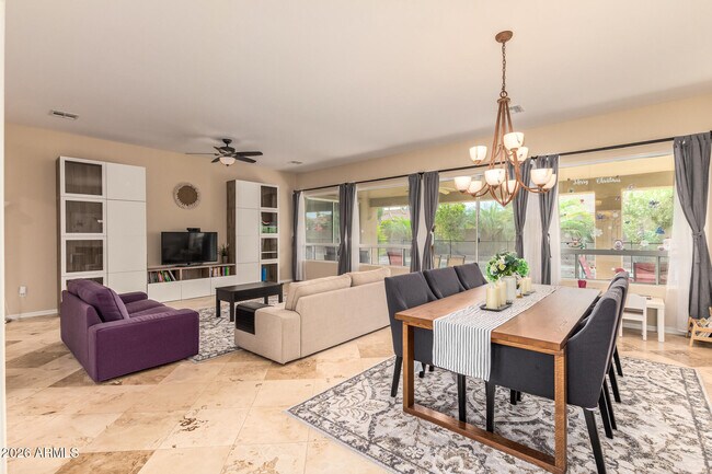 Building Photo - 423 E Mead Dr