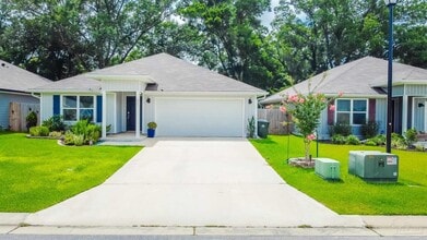 Building Photo - 975 Lovebird Ct