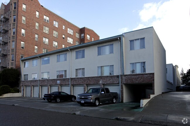 Primary Photo - 280 Lenox Ave