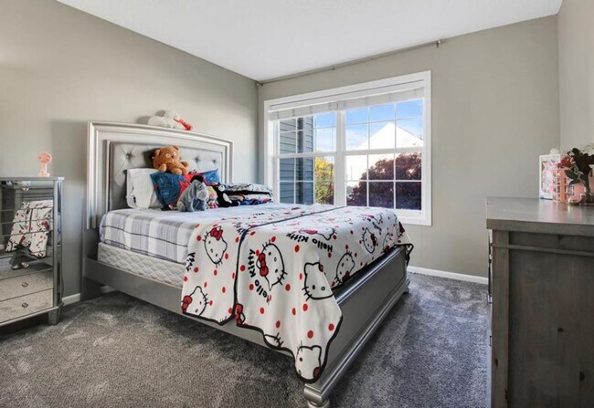 Building Photo - 2 Bedroom 2 Bath Beautiful Modern Living in Maple Grove for $2,150/month! 2 Stall Garage Included!