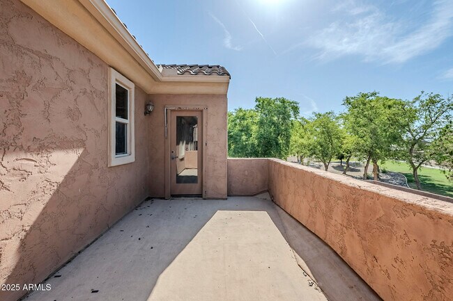 Building Photo - 6922 S Black Hills Way